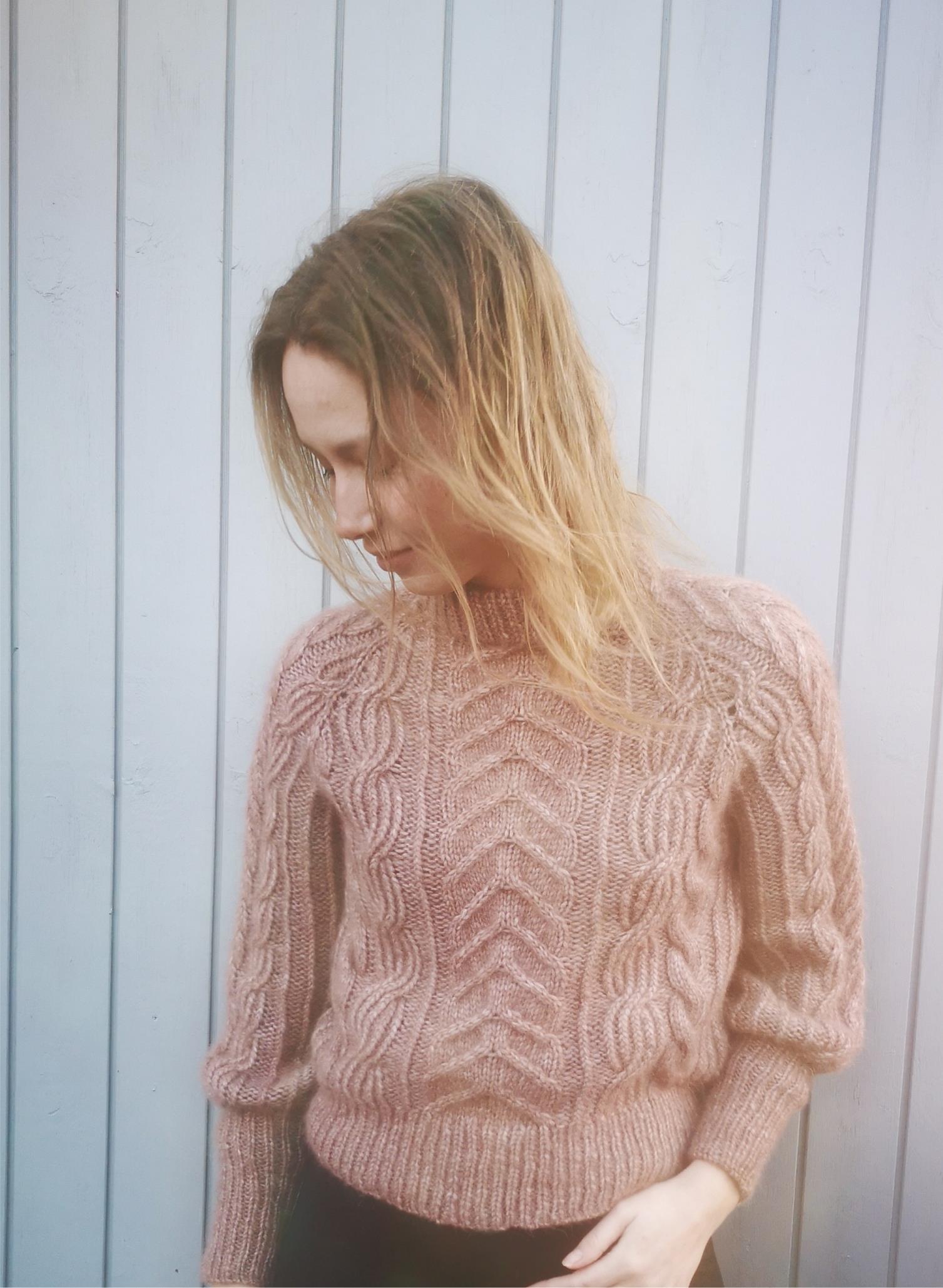 TWISTED SWEATER Minimaknit Strikkeopskrift VOKSEN Garnhimlen